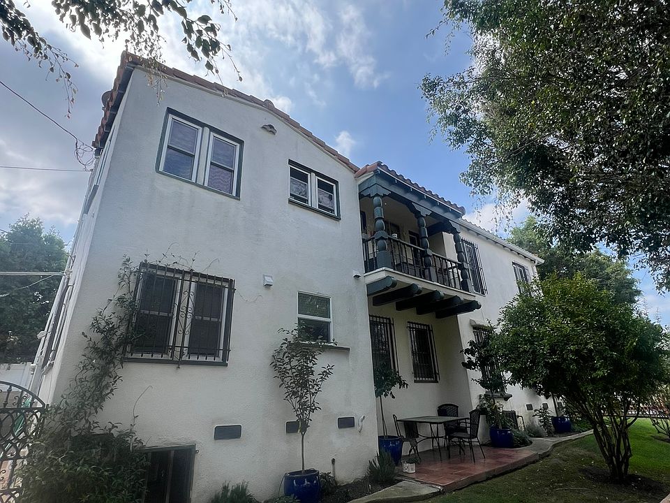 1st image of 1700 Livonia Ave #1702