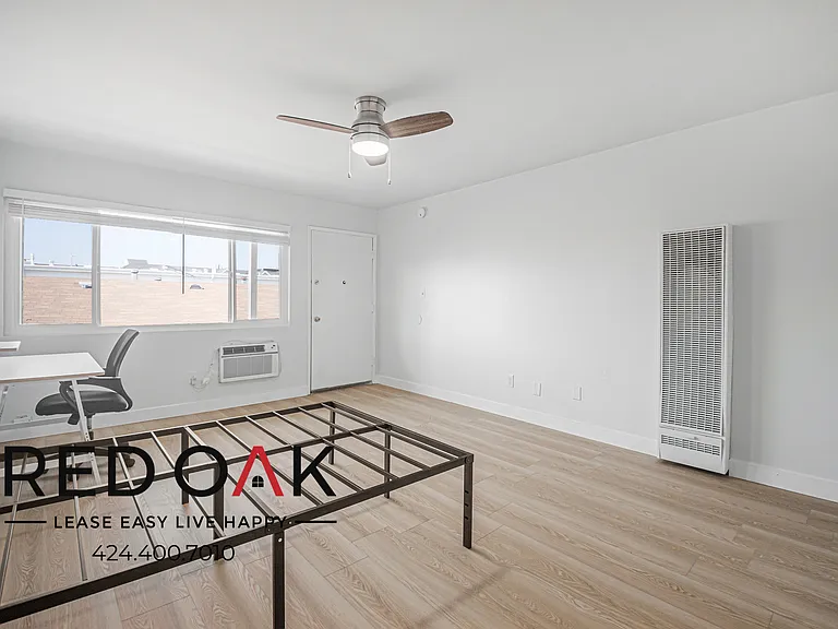 2666 Ellendale Pl #303 — Photo 7