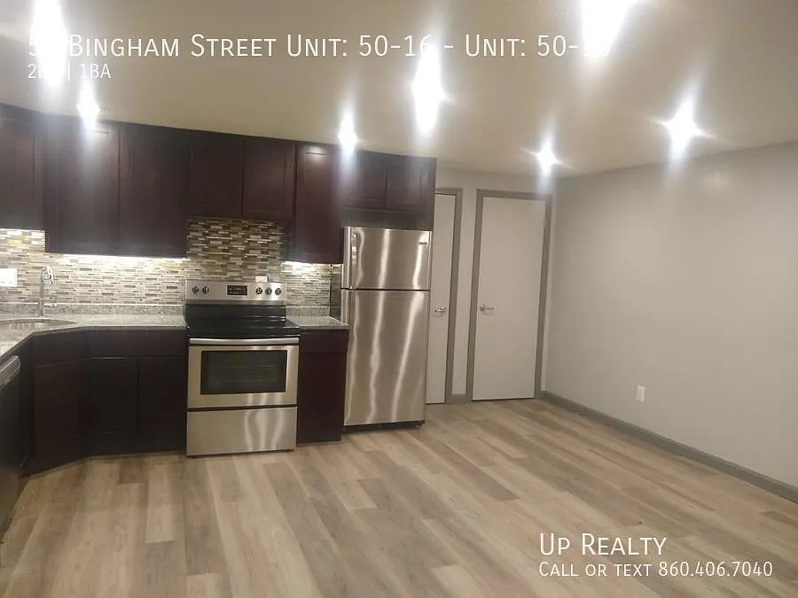 Building Photo - 50 Bingham St #16