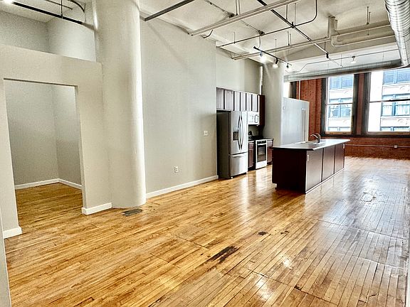 2nd image of 1520 Washington Ave APT 405