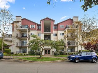 590 NW Lost Springs Ter Unit 403, Portland, OR 97229
