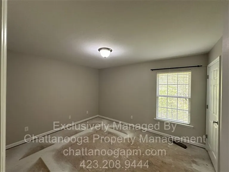 87 Manor Dr — Photo 10