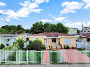 8840 SW 38th St, Miami, FL 33165