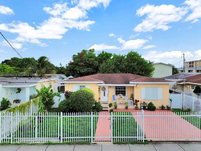8840 SW 38th St, Miami, FL, 33165