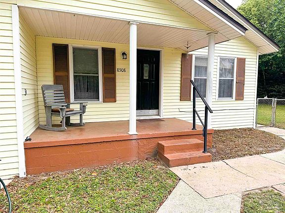 4th image of 8508 Pond Ave