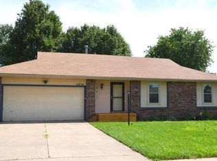 2830 W Swan St, Springfield, MO 65807