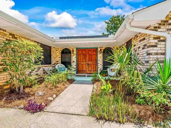 5800 Limestone Rd, Pensacola, FL 32504