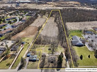 34911 W State St, Burlington, WI 53105