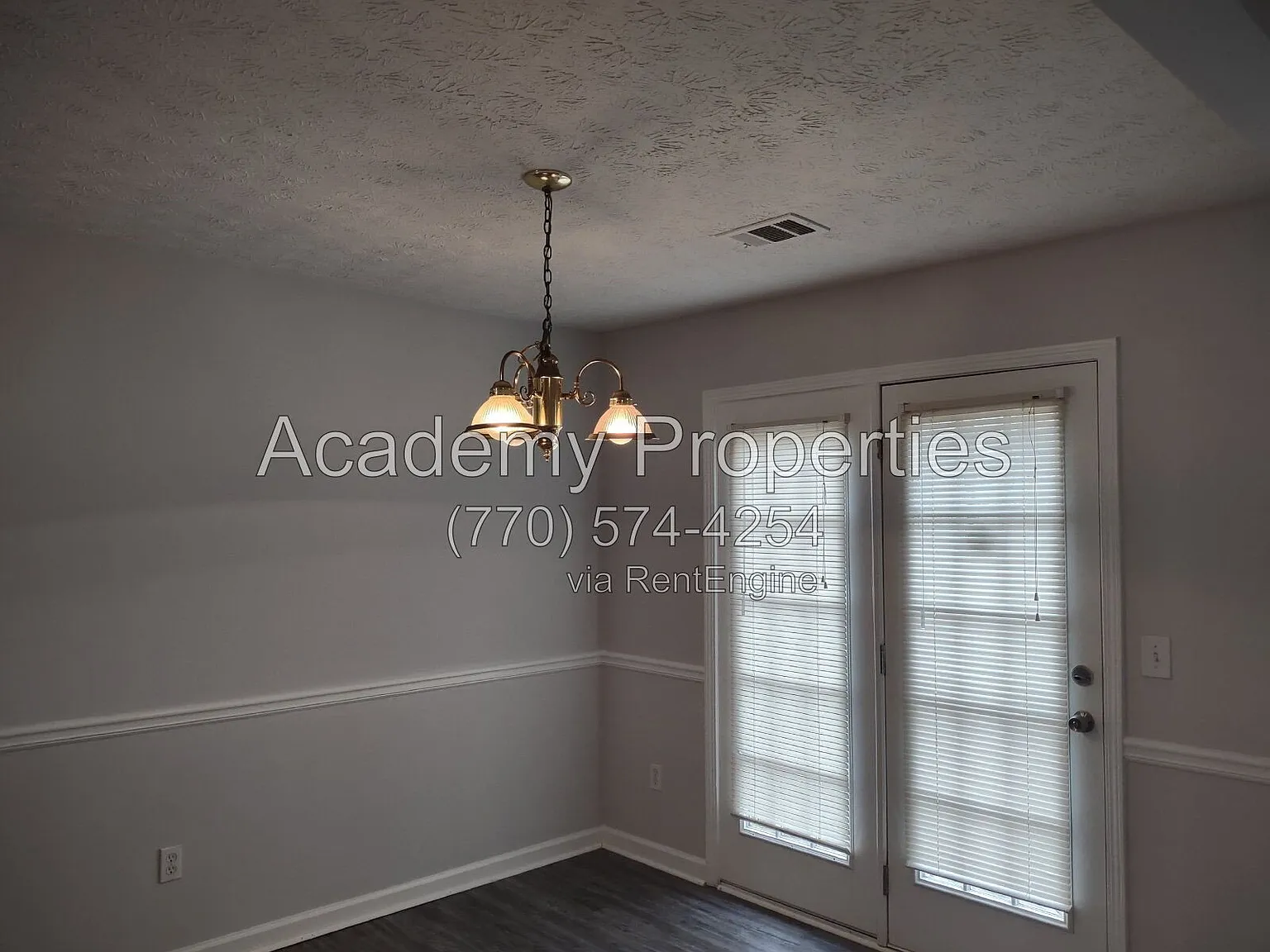 3 bed, 2.0 bath, $1,895 — Photo 2