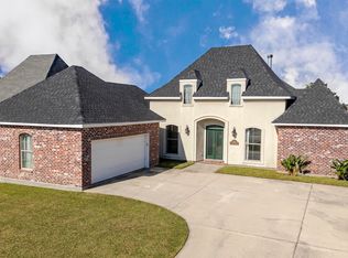 384 Sugarwood Blvd, Houma, LA 70360