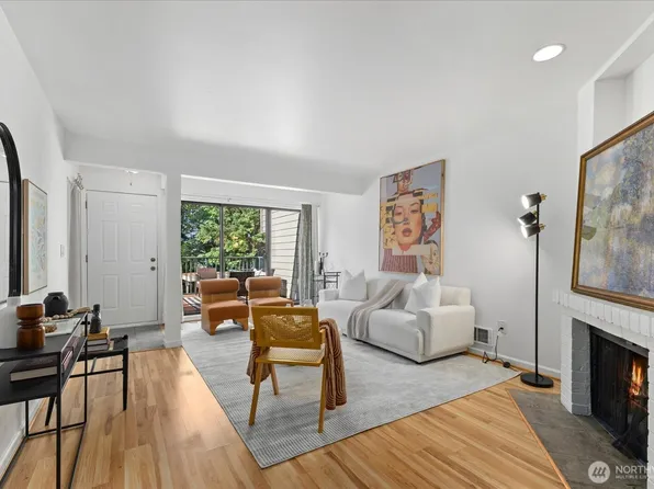8845 166th Avenue NE #B104, Redmond, WA 98052