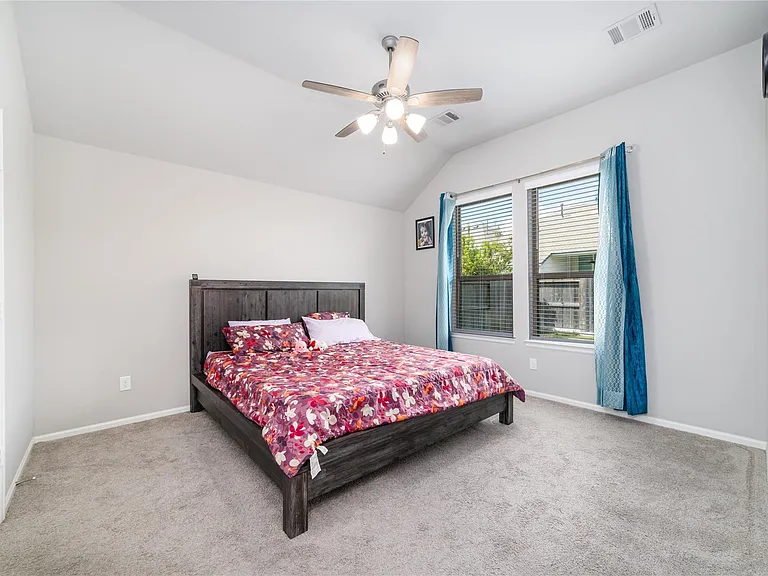 10443 Cecilia Star Ln — Photo 15