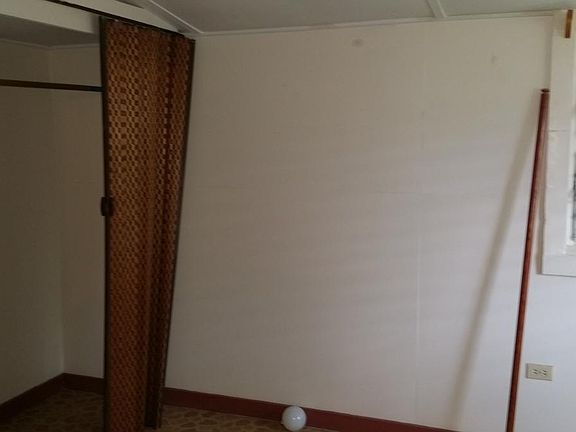 5th image of 129 Ulupa St APT A