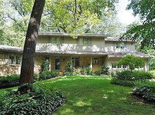 4375 Cottonwood Ln, Excelsior, MN 55331