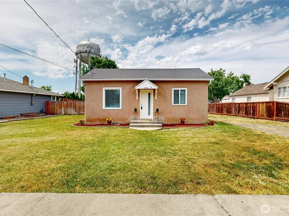 428 SE Date Street, College Place, WA 99324