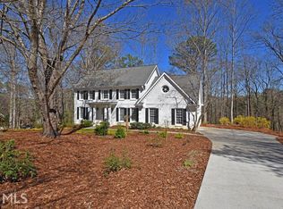 830 Gable Ridge Rd, Roswell, GA 30076