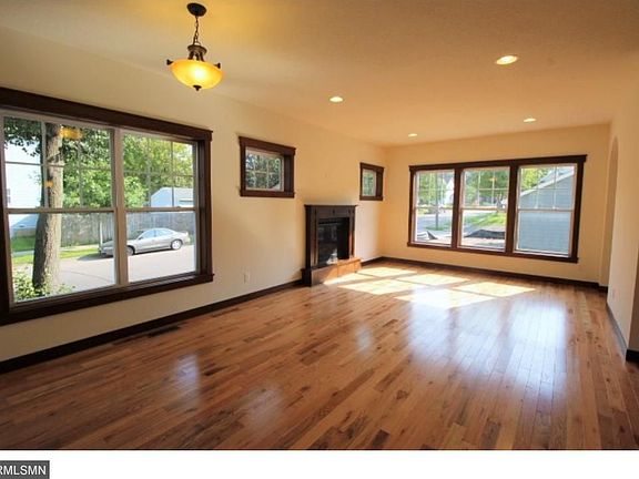 4th image of 1352 Thomas Ave N