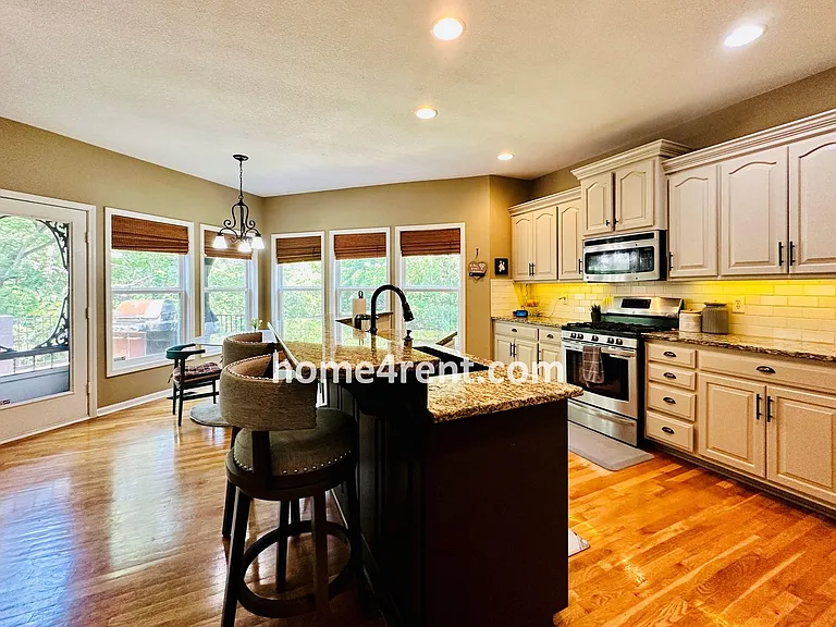 12648 S Hallet St — Photo 19