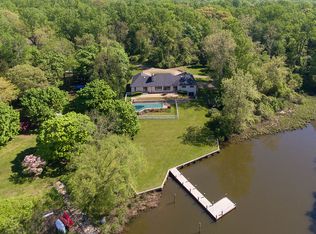 451 Ferry Point Rd, Annapolis, MD 21403