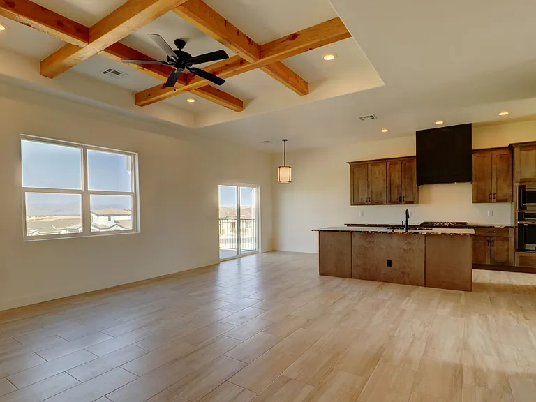 4021 Boardwalk Rd — Photo 35