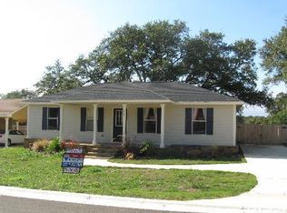 2227 Jennifer Ln, Blanco, TX 78606