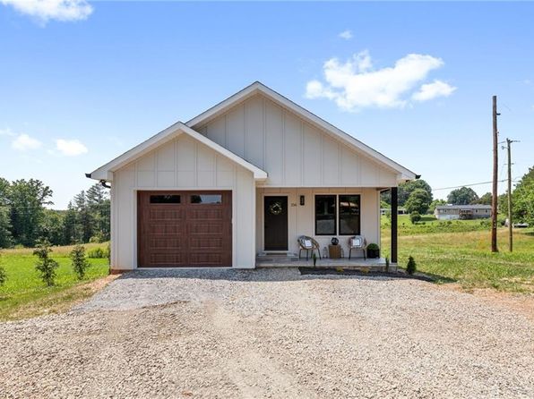 BLESS 本　retroperspectitve home Bright 2 bedroom home - apts/housing for rent - apartment