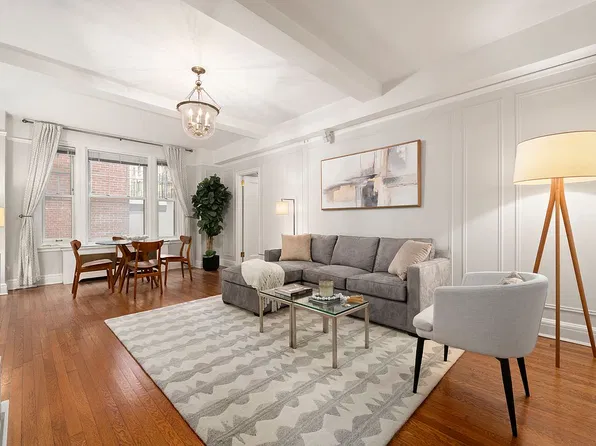 310 W End Ave #2D, New York, NY 10023