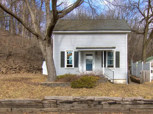 609 Grove St, Chippewa Falls, WI 54729
