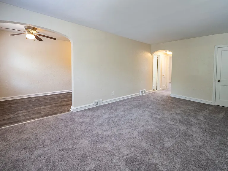 3901 Roosevelt Blvd — Photo 7