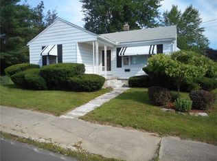 114 Seymour St, Waterbury, CT 06708