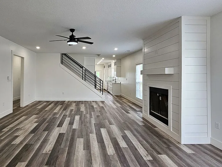 4009 Stoke Dr — Photo 3