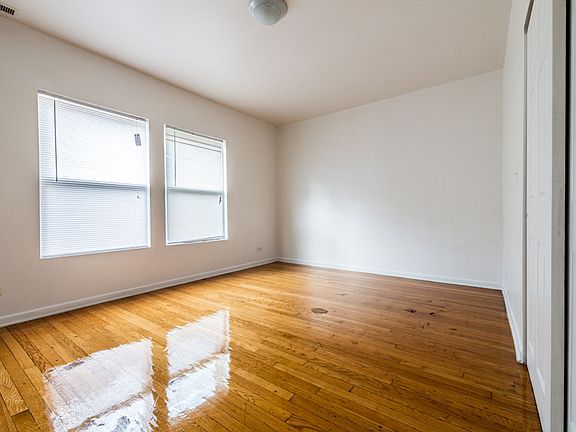 2nd image of 8155 S Maryland Ave #5720