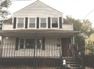 606 62nd Pl, Capitol Heights, MD 20743