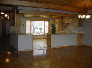 412 Harbor Pointe Dr, East Peoria, IL