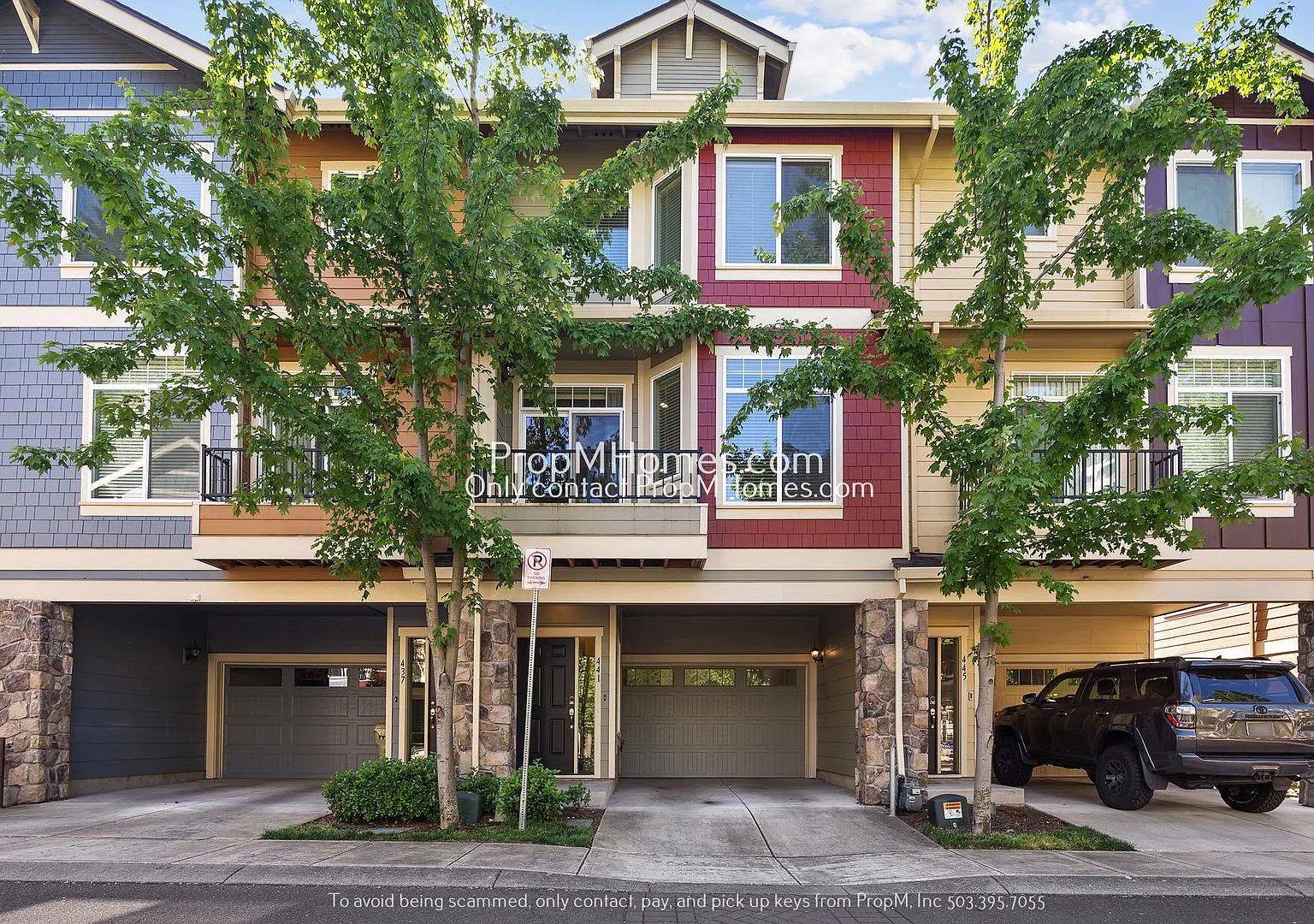 Stylish Two Bedroom Townhome in the Heart of Orenco! — Photo 1