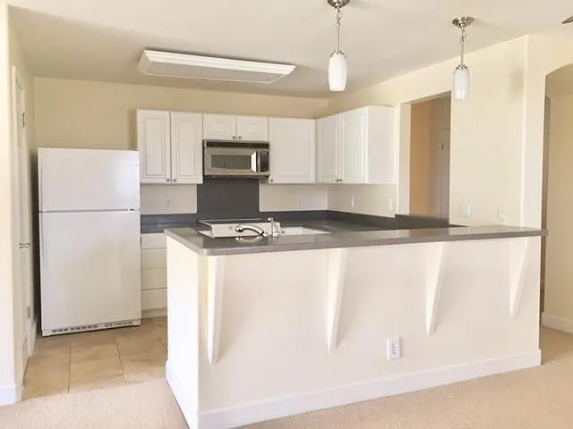 Koio Dr — Photo 11