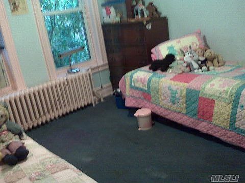 3rd image of 8519 124th St