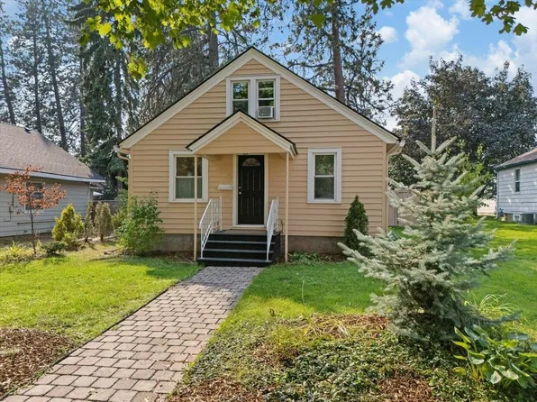 118 N 5th St, Cheney, WA 99004