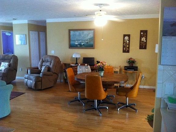 Home For Sale In Palm Grove