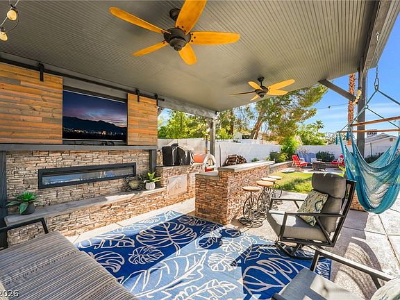 2nd image of 3598 Malafia Cir