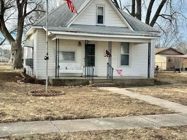304 Main St, Mc Farland, KS 66501