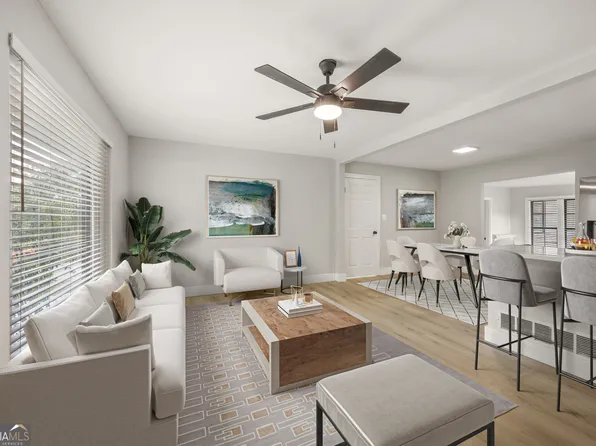 6050 Ledgewood Dr, Forest Park, GA 30297