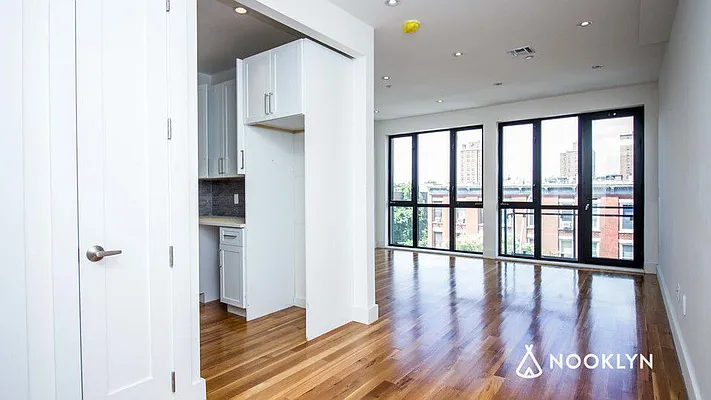 Rented by Nooklyn NYC LLC | media 19