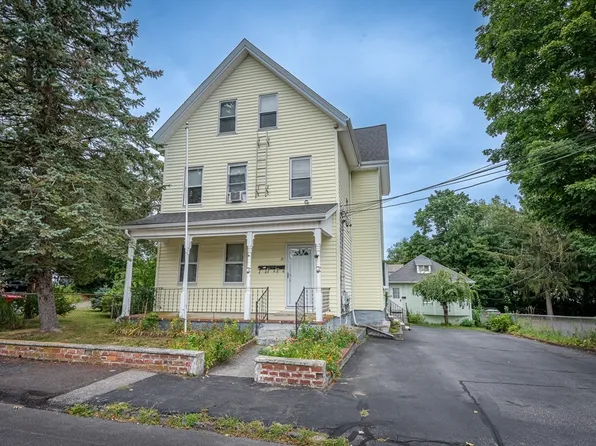 19 Pine St, Taunton, MA 02780