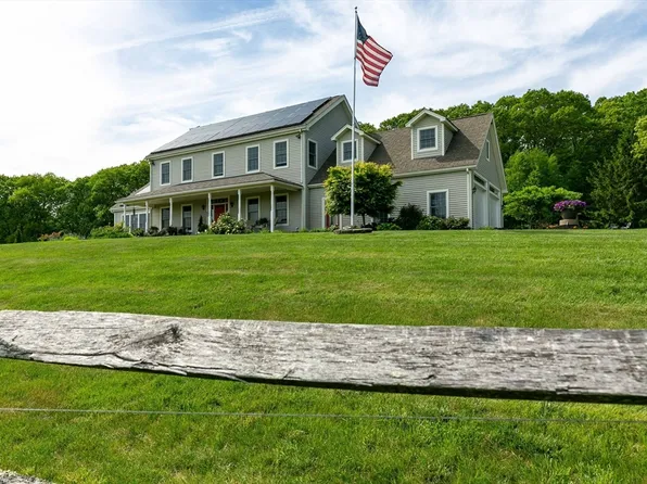 43 Southwick Rd, Sutton, MA 01590