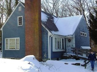 697 Liberty St, Braintree, MA 02184