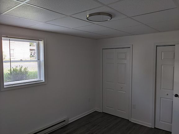 4th image of 233 E Prospect St Front A