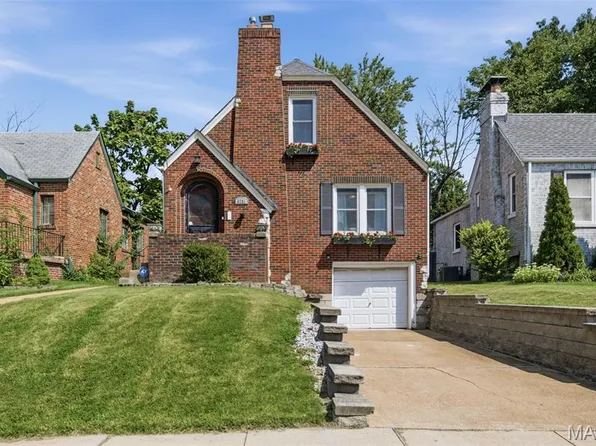 8781 Bridgeport Ave, Saint Louis, MO 63144