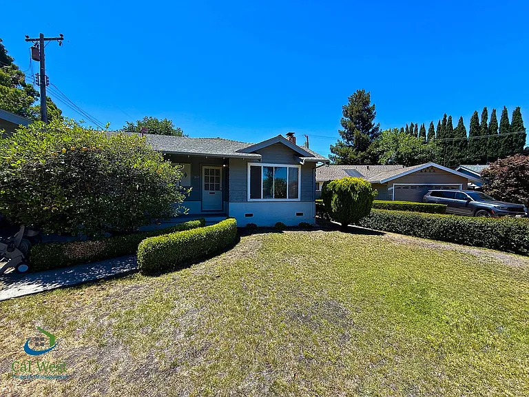 3174 Colfax Ct — Photo 2