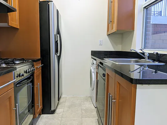 Rented by Ian Alexander Realty Group LLC | media 2